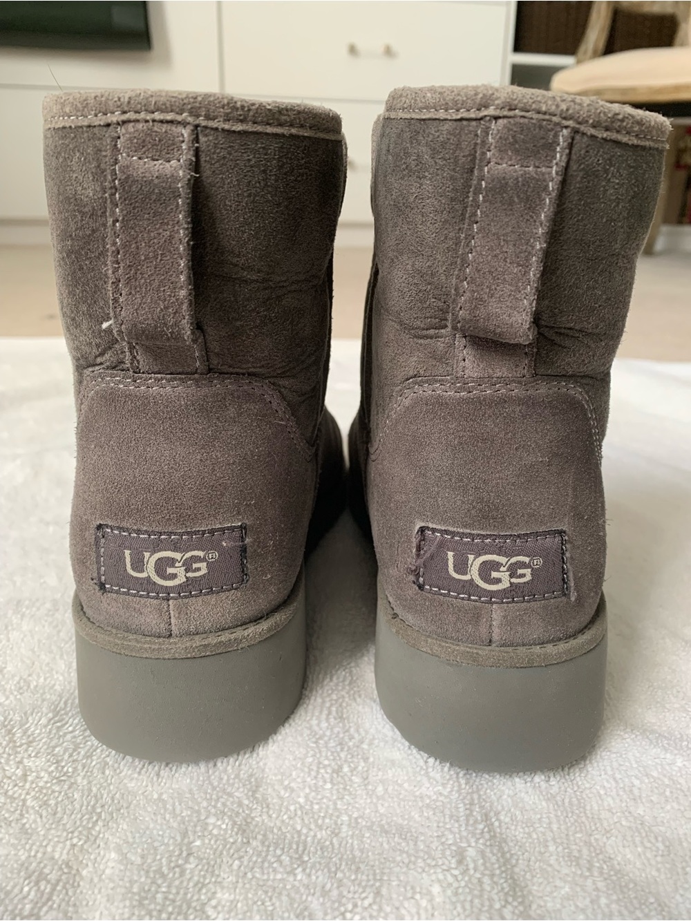 UGG Women’s Short Suede Boot in Gray